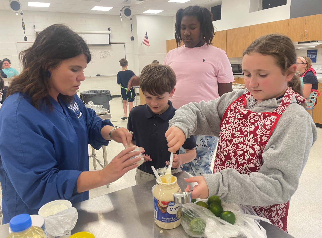 4-H'ers Learn about Louisiana Commodities